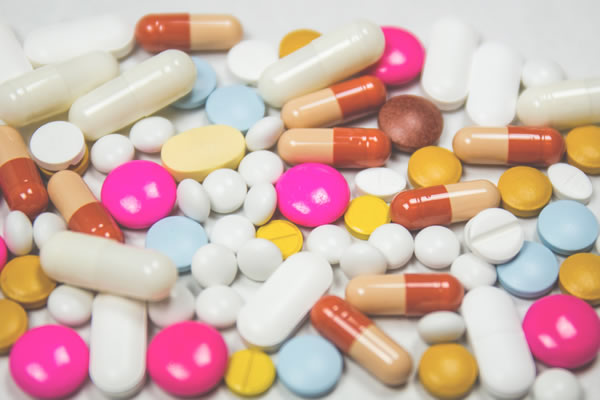 Blog - Bolečina in CBD - Nekateri proti bolečinam uživajo veliko tablet